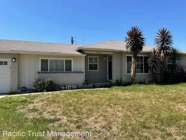 Main picture of 12746 Cullen St