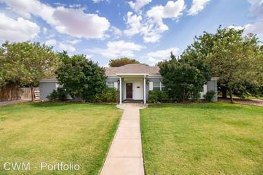 Main picture of 10 Idlewood Ln