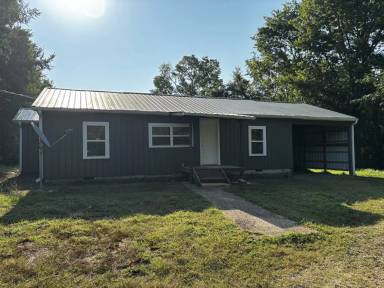 Main picture of 235 County Road 2336