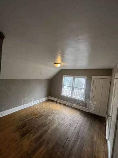 Main picture of 1329 S 24th St