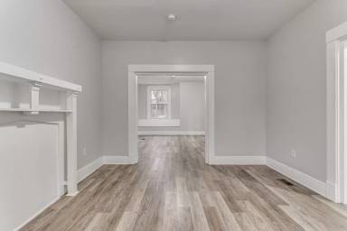 Main picture of 315 N Graham St