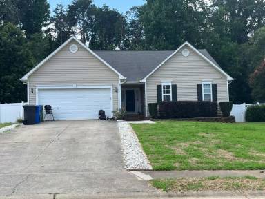 Main picture of 1005 Woodland Pointe Dr