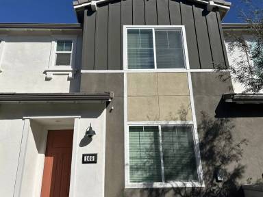 Main picture of 3602 E Moonlight St