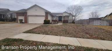 Main picture of 1142 N Timberleaf Dr
