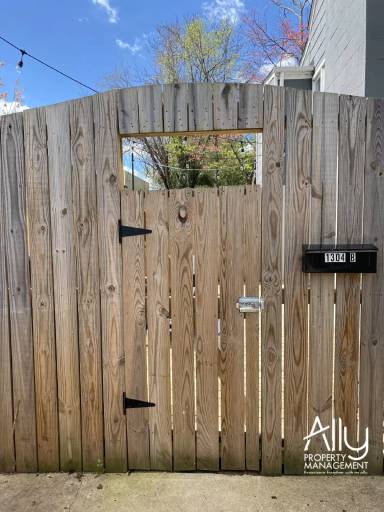 Main picture of 1304 Belleview Ave