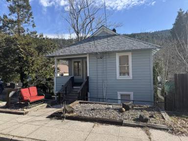 Main picture of 5518 Shasta Ave