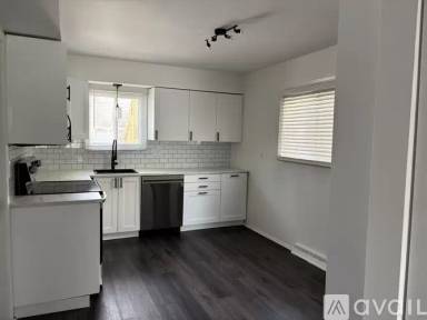 Main picture of 620 Nahma Ave