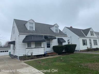 Main picture of 5202 Thomas St