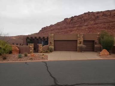 Main picture of 2336 W Entrada Trl