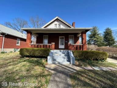 Main picture of 3302 Daytona Ave