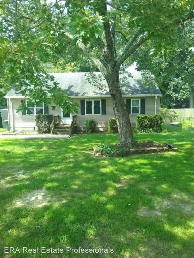 Main picture of 914 Shields Rd