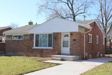 Main picture of 17456 Hamann St