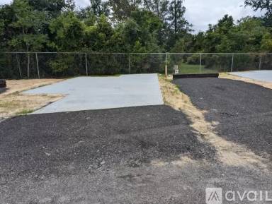 Main picture of 1401 Transmitter Rd