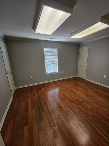 Main picture of 125 Howard Ln