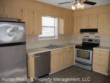 Main picture of 1600 Windsong Ct