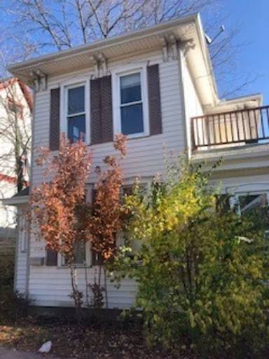 Main picture of 1114 1/2 N Limestone St