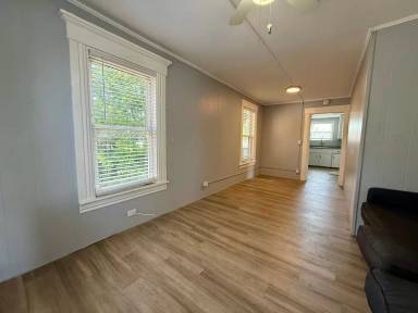 Main picture of 30 Massabesic St