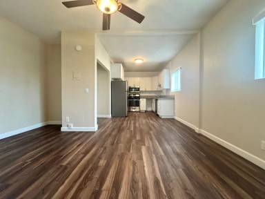 Main picture of 2221 Abbott St