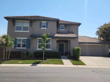 Main picture of 221 Anjou Cir