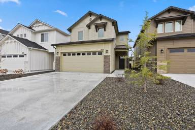 Main picture of 301 W Radiant Ridge Dr