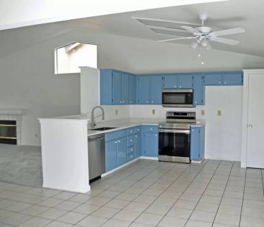 Main picture of 216 Gelf Ln