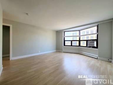 Main picture of Wellington Place Apartments