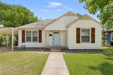 Main picture of 3004 Reuter Ave