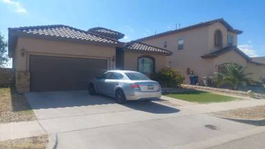Main picture of 13076 Cozy Cove Ave