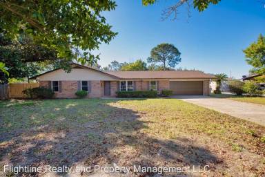 Main picture of 3363 El Portal St