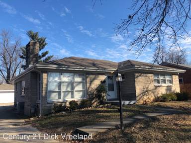 Main picture of 3719 Chevy Chase Rd