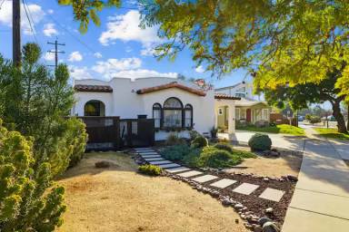 Main picture of 3407 N Mountain View Dr