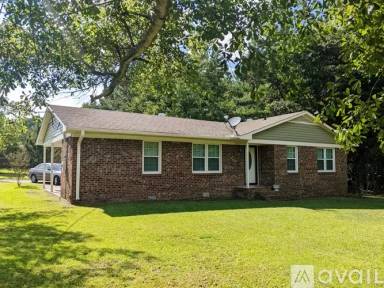 Main picture of 1009 Hull Rd