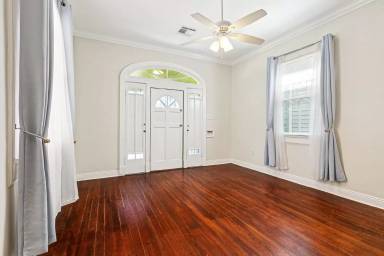 Main picture of 1236 Alvar St