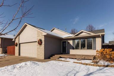 Main picture of 5812 W 53rd St