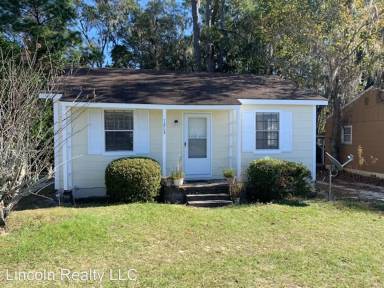 Main picture of 1213 Melody Ln