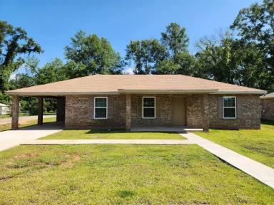 Main picture of 210 Jarrell St