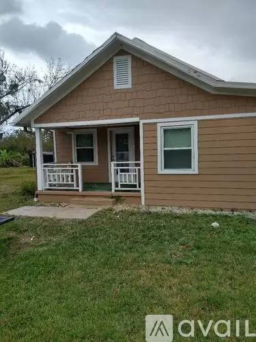 Main picture of 2746 Pershing St