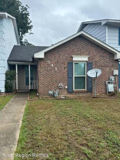 Main picture of 545 Saddlewood Ln