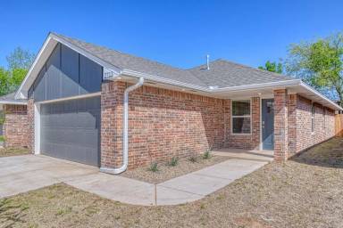 Main picture of 2713 Clifton Ter