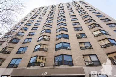 Main picture of Wellington Place Apartments