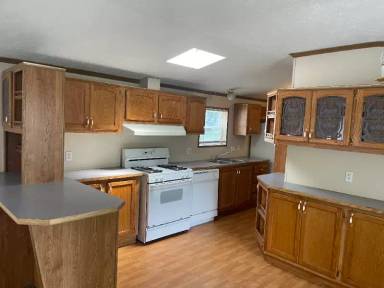 Main picture of 172 Parker Lake Dr