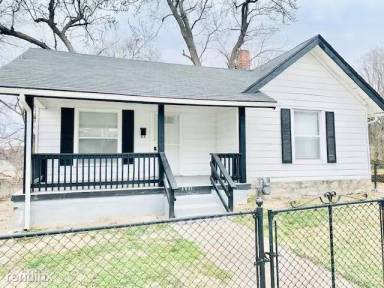 Main picture of 3931 Indiana Ave