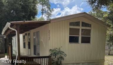 Main picture of 35402 Lake Bradley Dr
