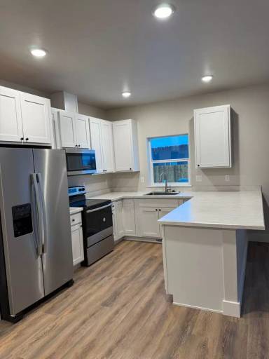 Main picture of 203 Manhattan South Rd