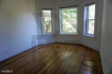 Main picture of 3818 N Sheffield Ave