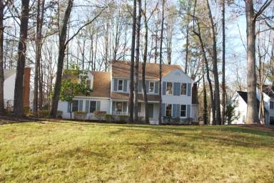 Main picture of 6200 Forest Wood Ct