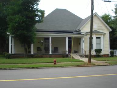 Main picture of 40 Brown Ave