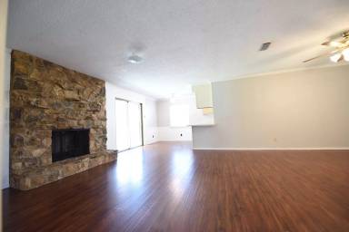 Main picture of 8945 Flicker Ln