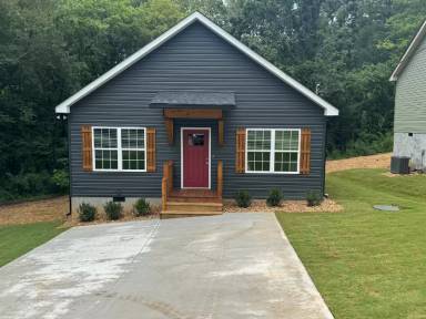 Main picture of 180 Drake Rd
