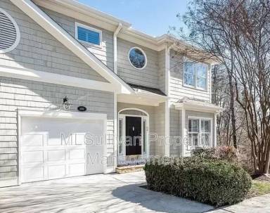 Main picture of 100 Columbia Place Dr